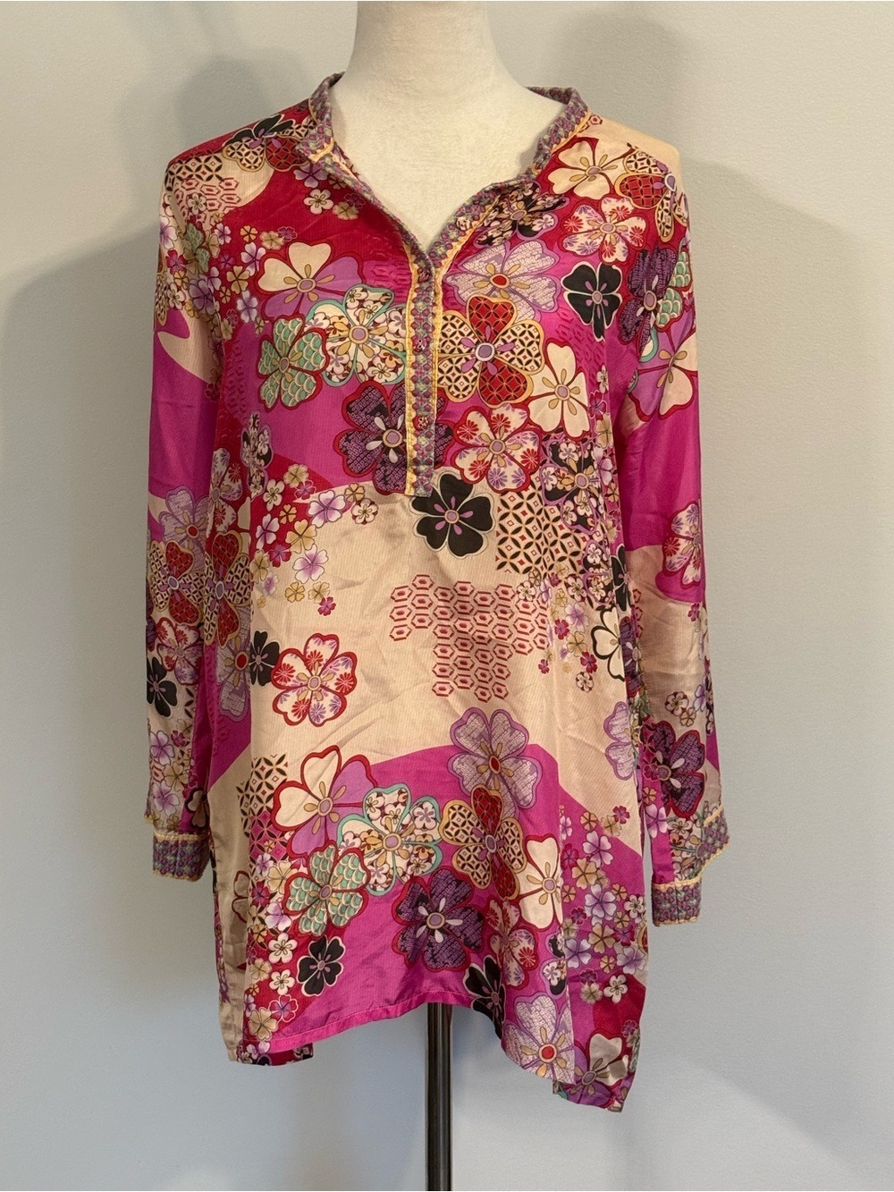 Johnny Was Yama Kels Silk Tunic - Picture 7 of 16